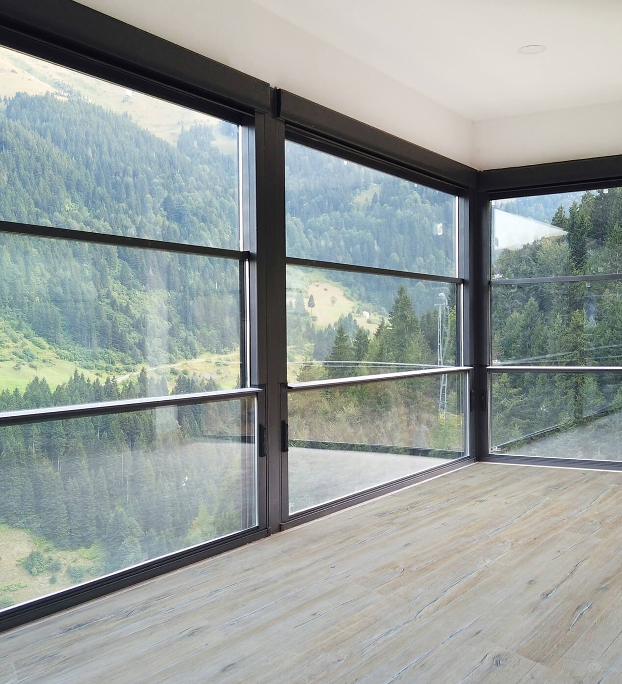 Vertical Sliding Window